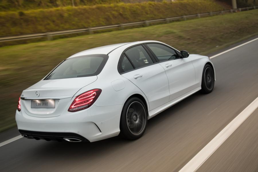  Mercedes-Benz C300 Sport 2017 года  (LA) (фото 17 из 34)